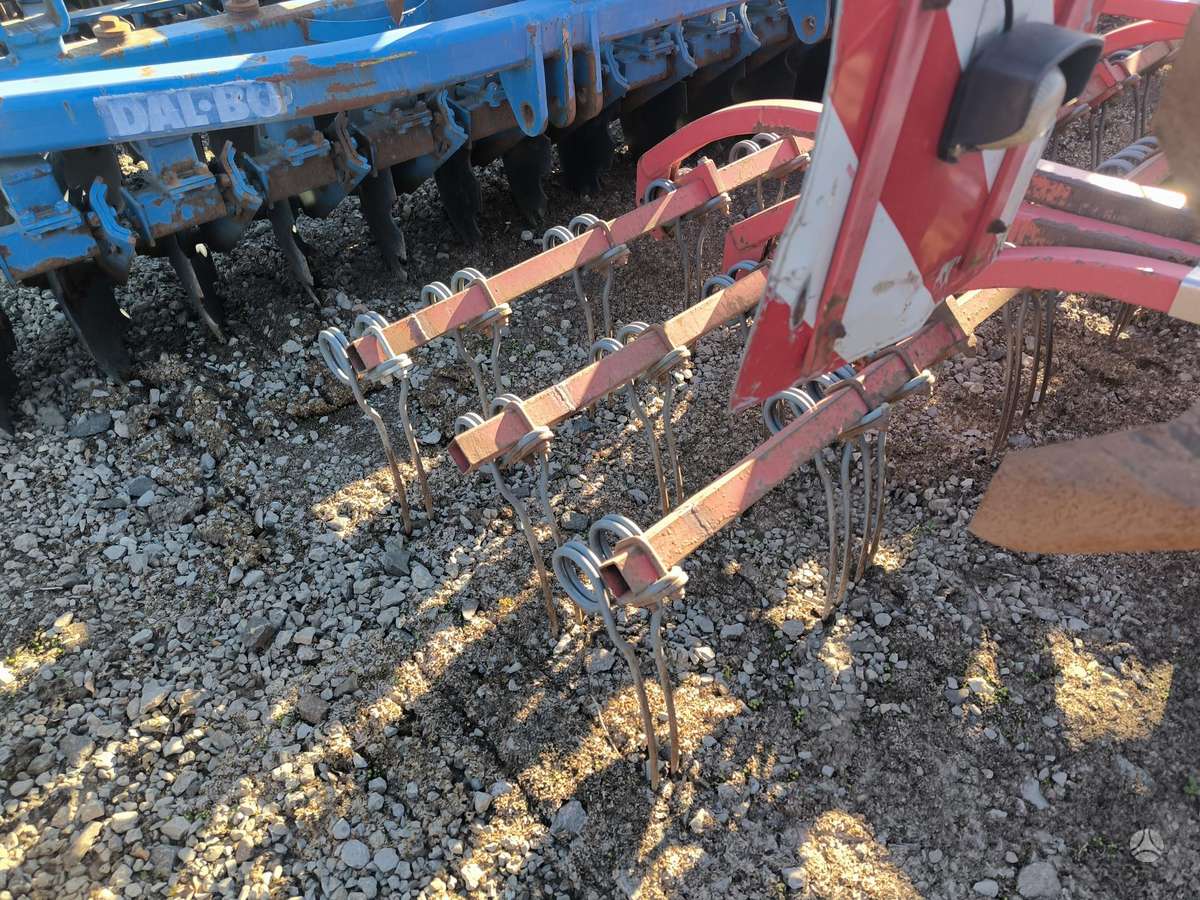 Horsch Terrano 6fg, scrapers, scrubbers