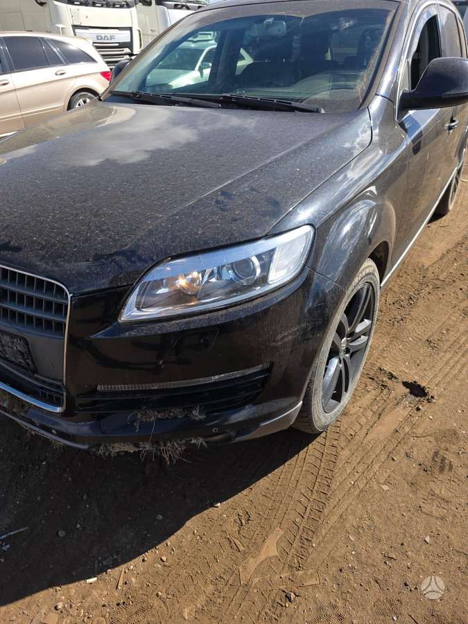 Audi Q7 по частям