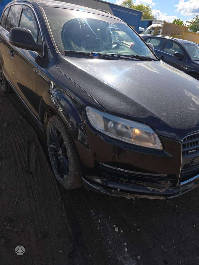 Audi Q7 rezerves daļās