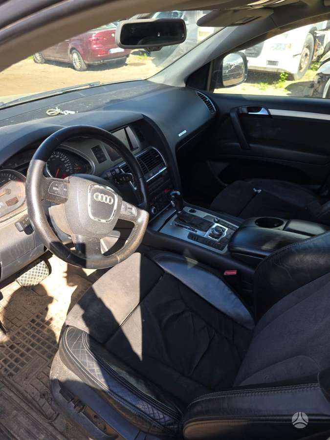 Audi Q7 rezerves daļās