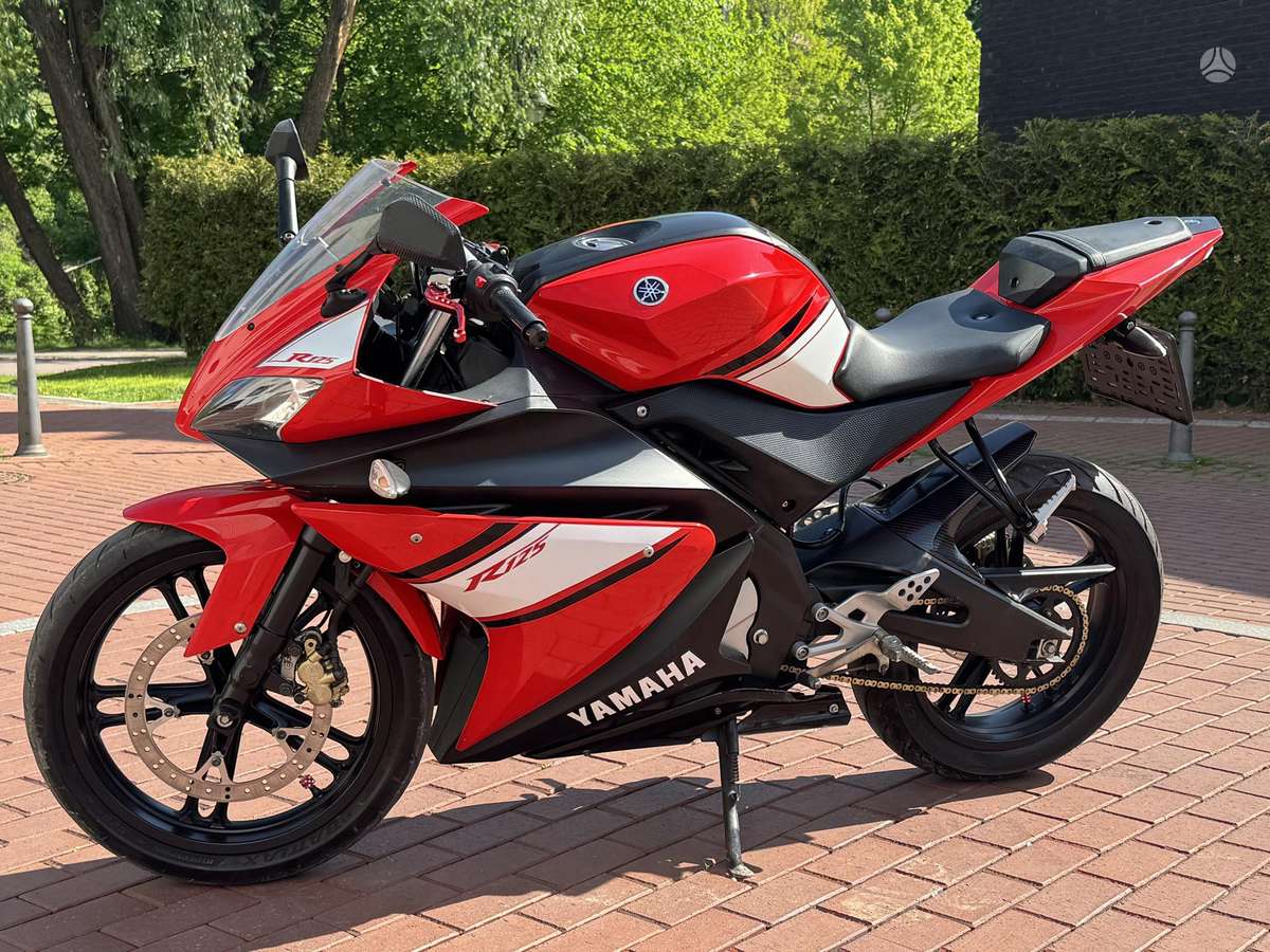 Yamaha YZF 125cc, superbikes