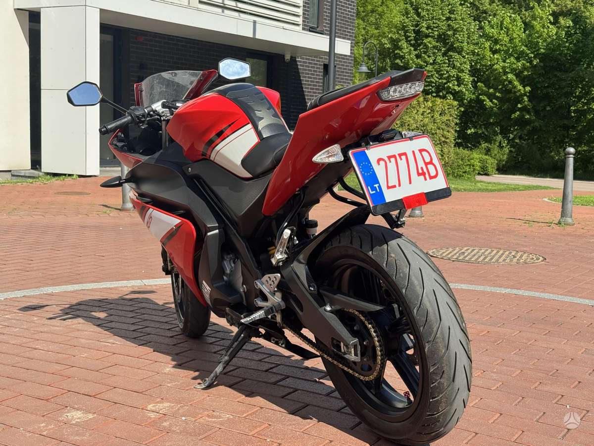 Yamaha YZF 125cc, superbikes