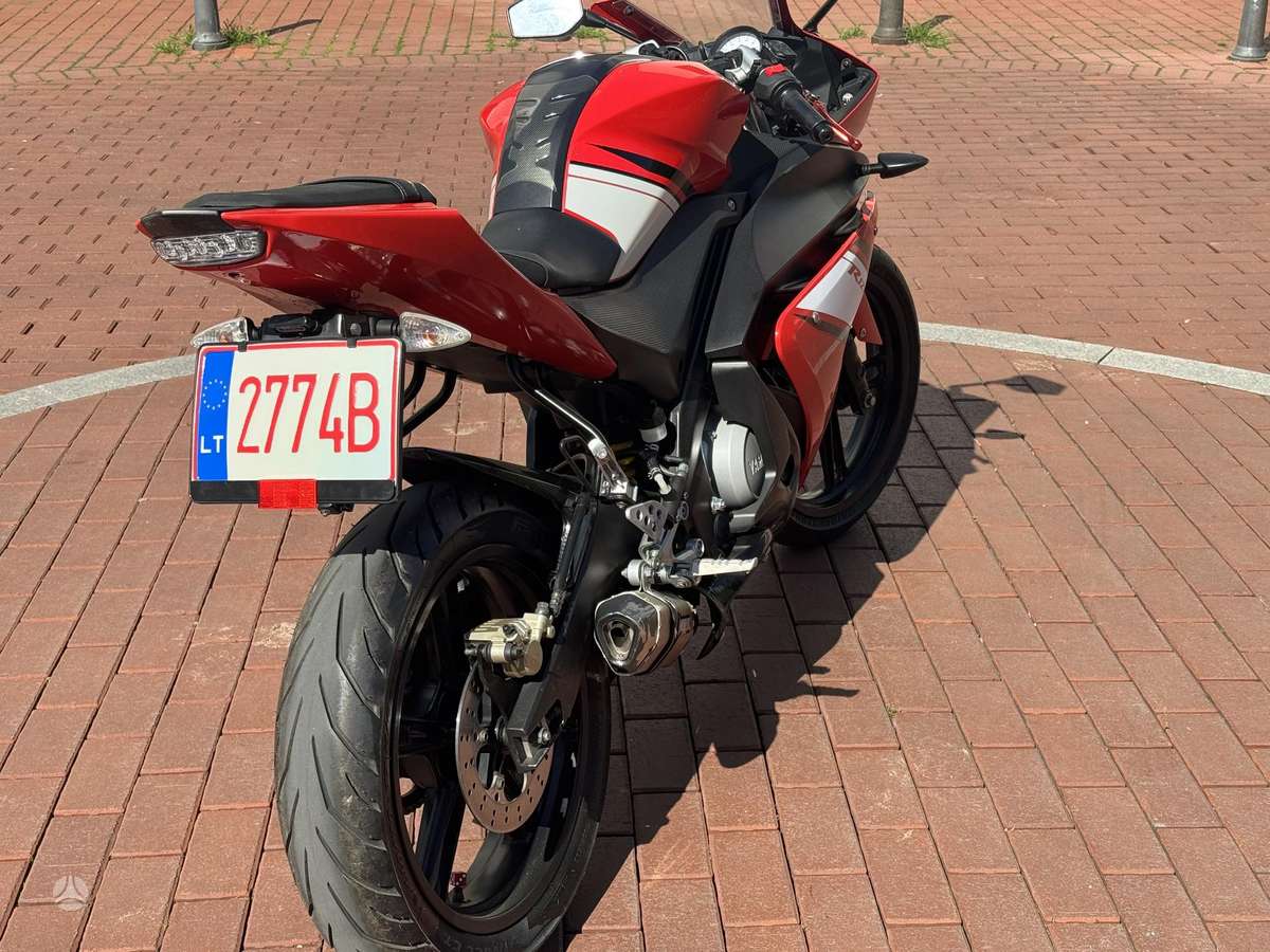 Yamaha YZF 125cc, superbikes