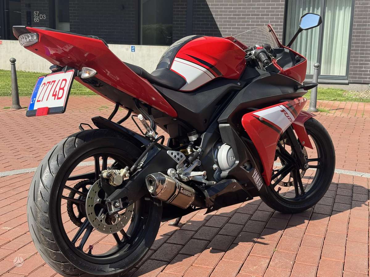 Yamaha YZF 125cc, superbikes