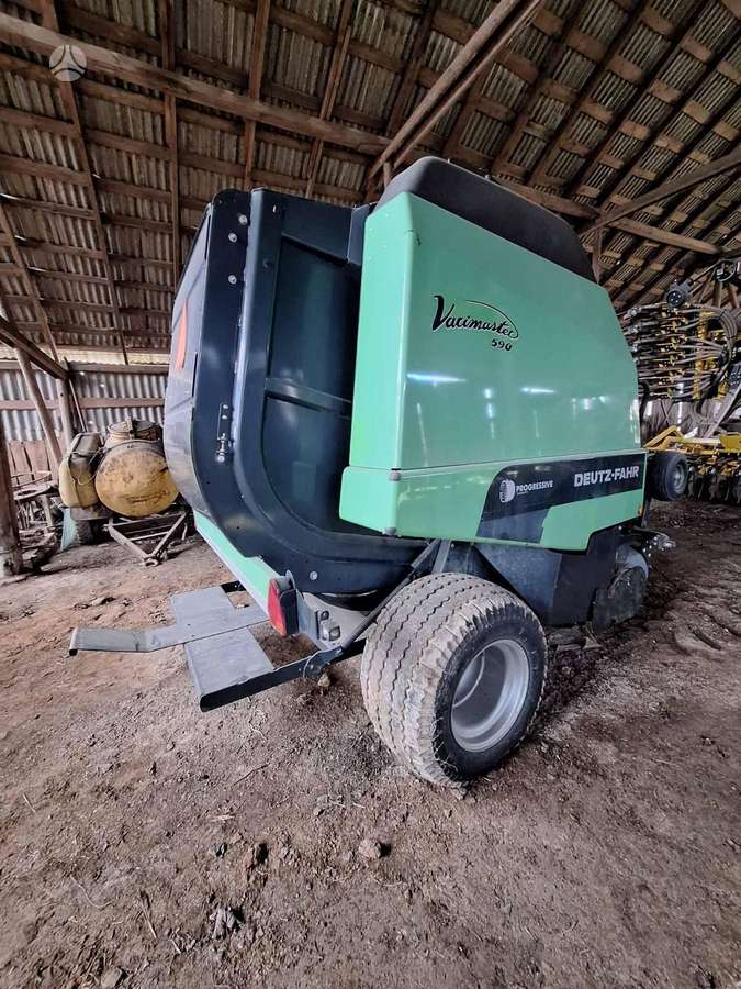 Deutz-Fahr Varimaster 590, balers