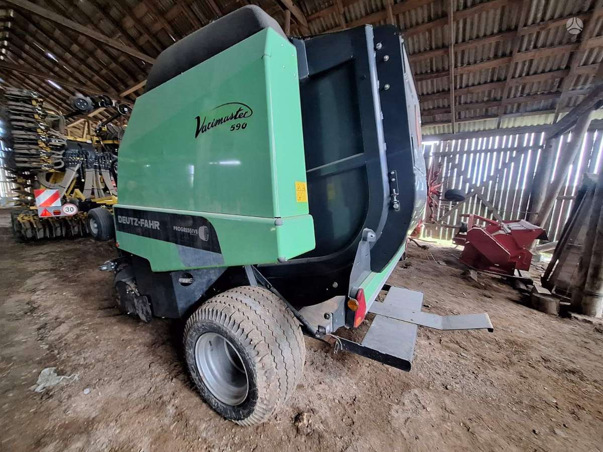 Deutz-Fahr Varimaster 590, прессы