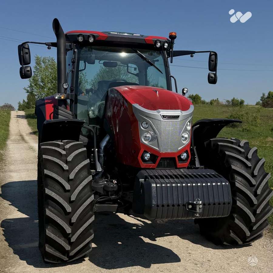 McCORMICK X7.617, traktori