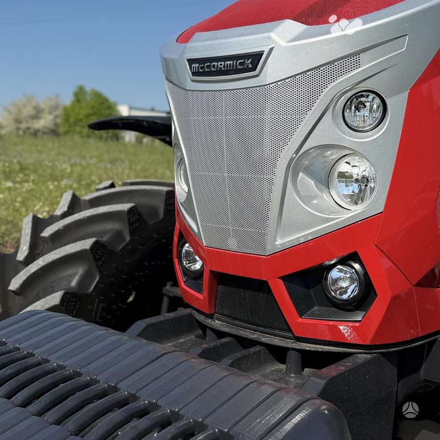 McCORMICK X7.617, tractors