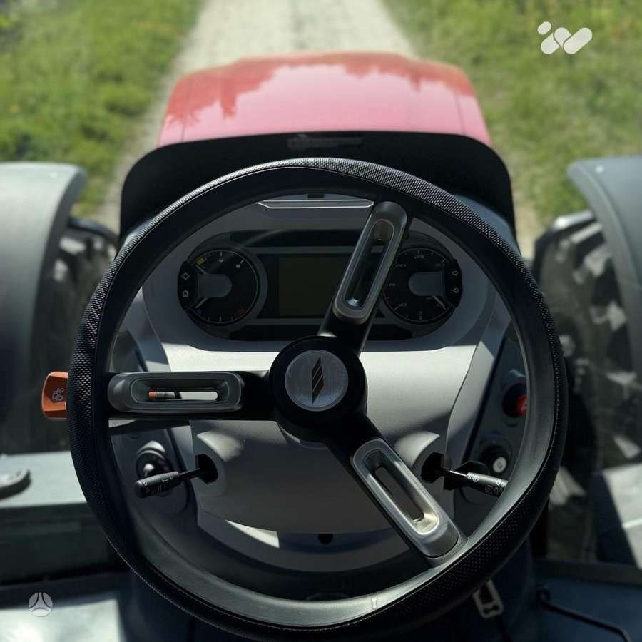 McCORMICK X7.617, traktori
