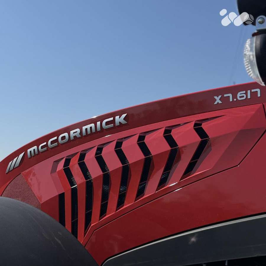 McCORMICK X7.617, traktori