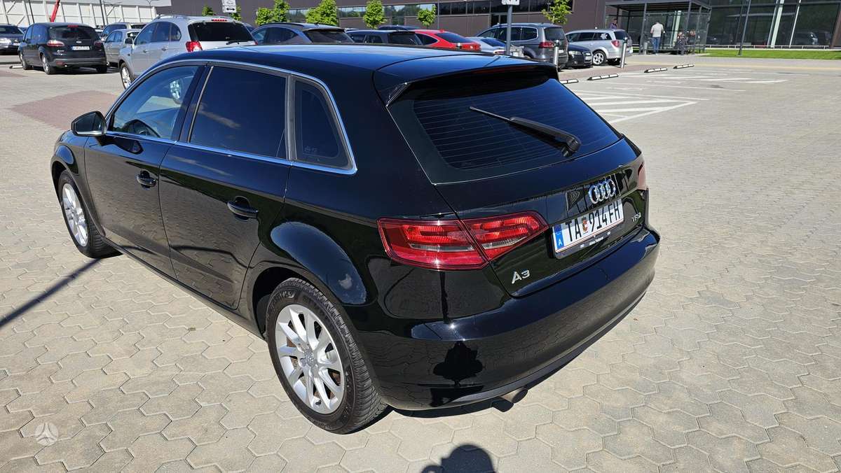 Audi A3, 1.2 l., hatchback