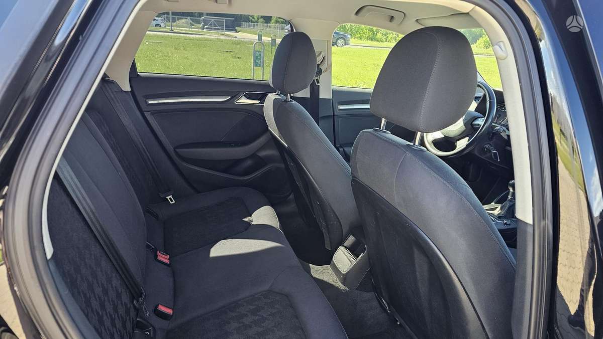 Audi A3, 1.2 l., hatchback
