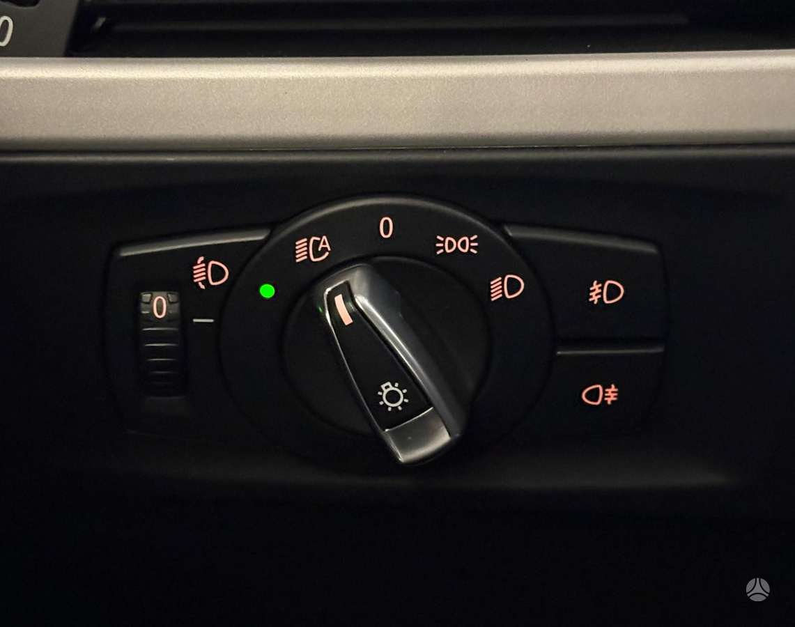 BMW 320, 2.0 l., Седан