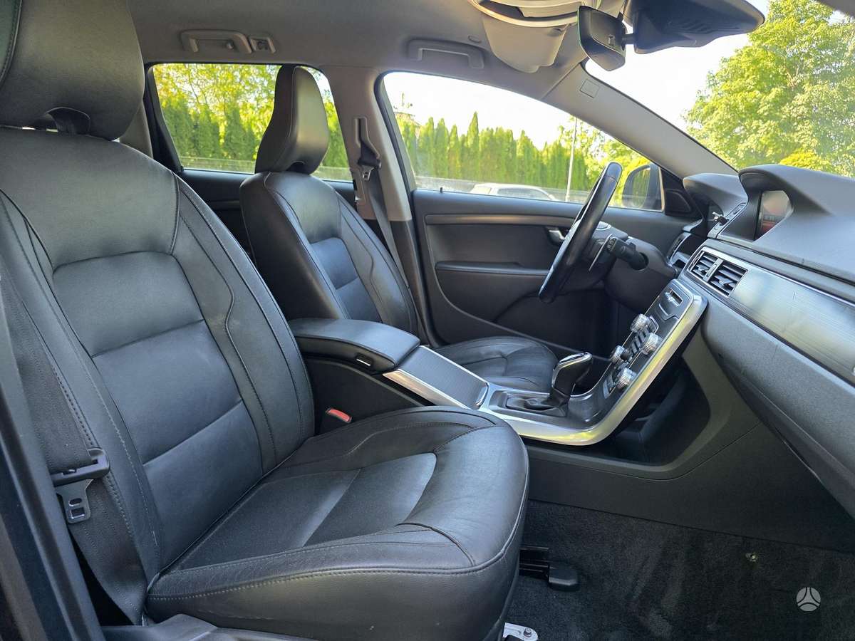Volvo V70, 2.0 l., Универсал
