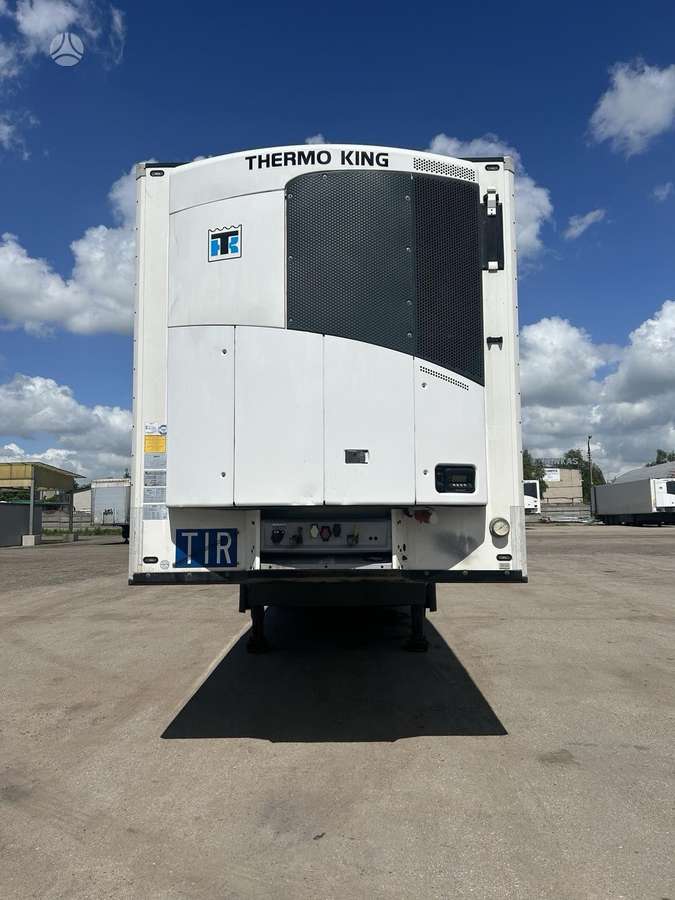 Schmitz SKO24, refrigerated
