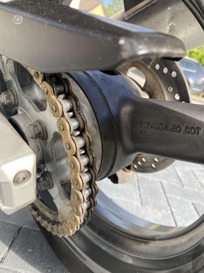Suzuki SV 650cc, superbikes