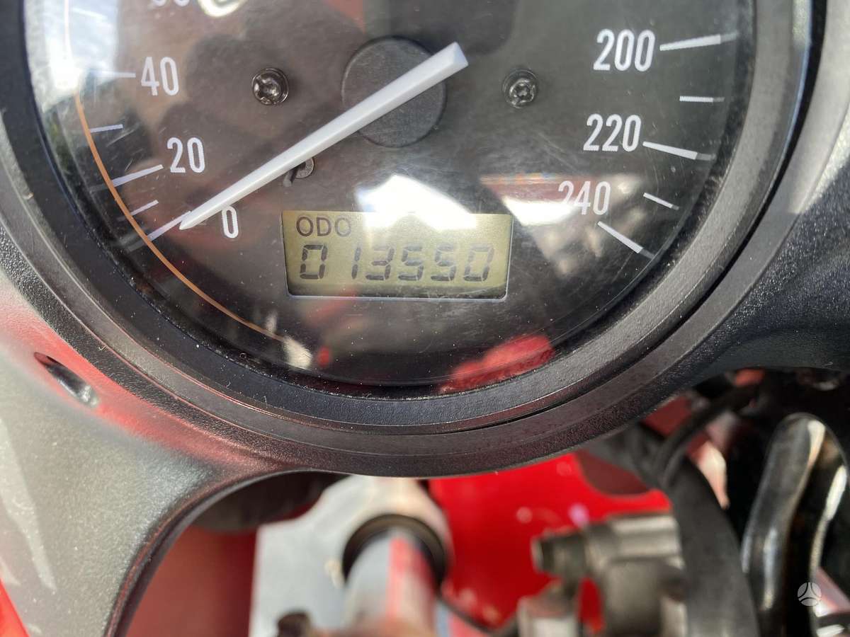 Suzuki SV 650cc, superbikes