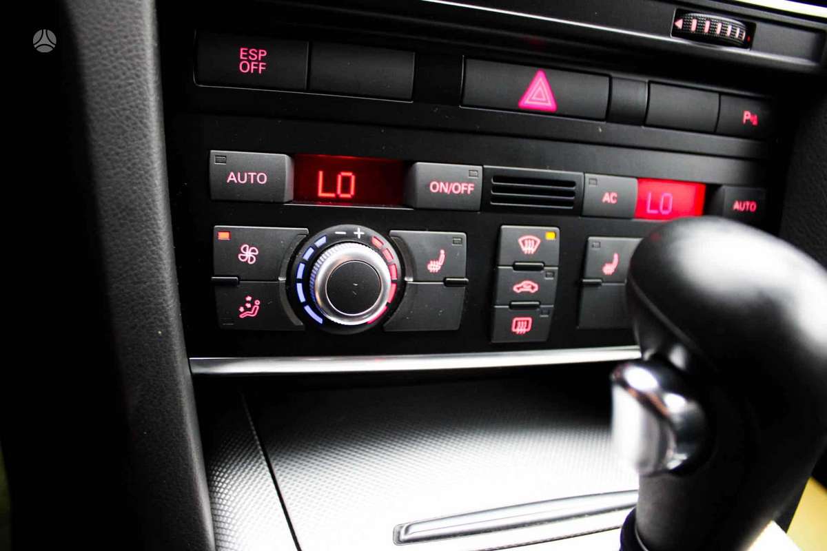 Audi A6, 4.2 l., Универсал