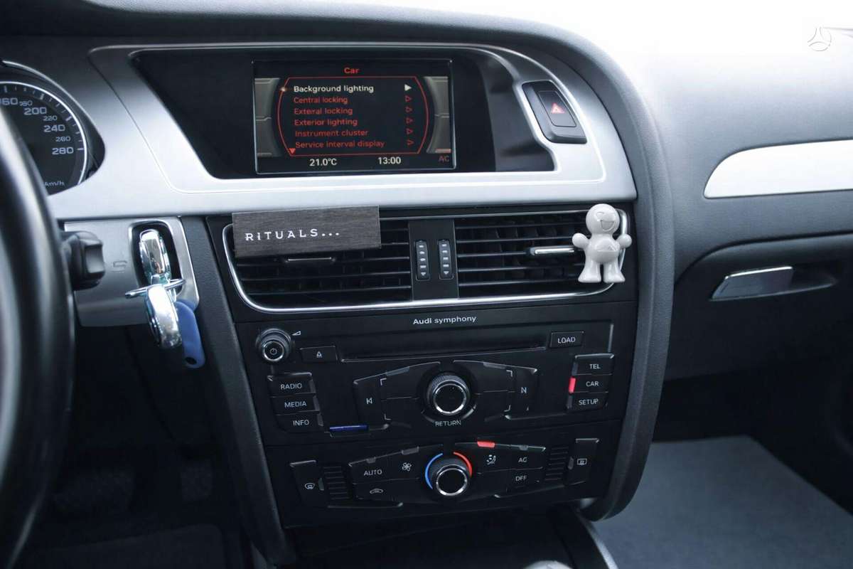 Audi A4, 2.0 l., Универсал