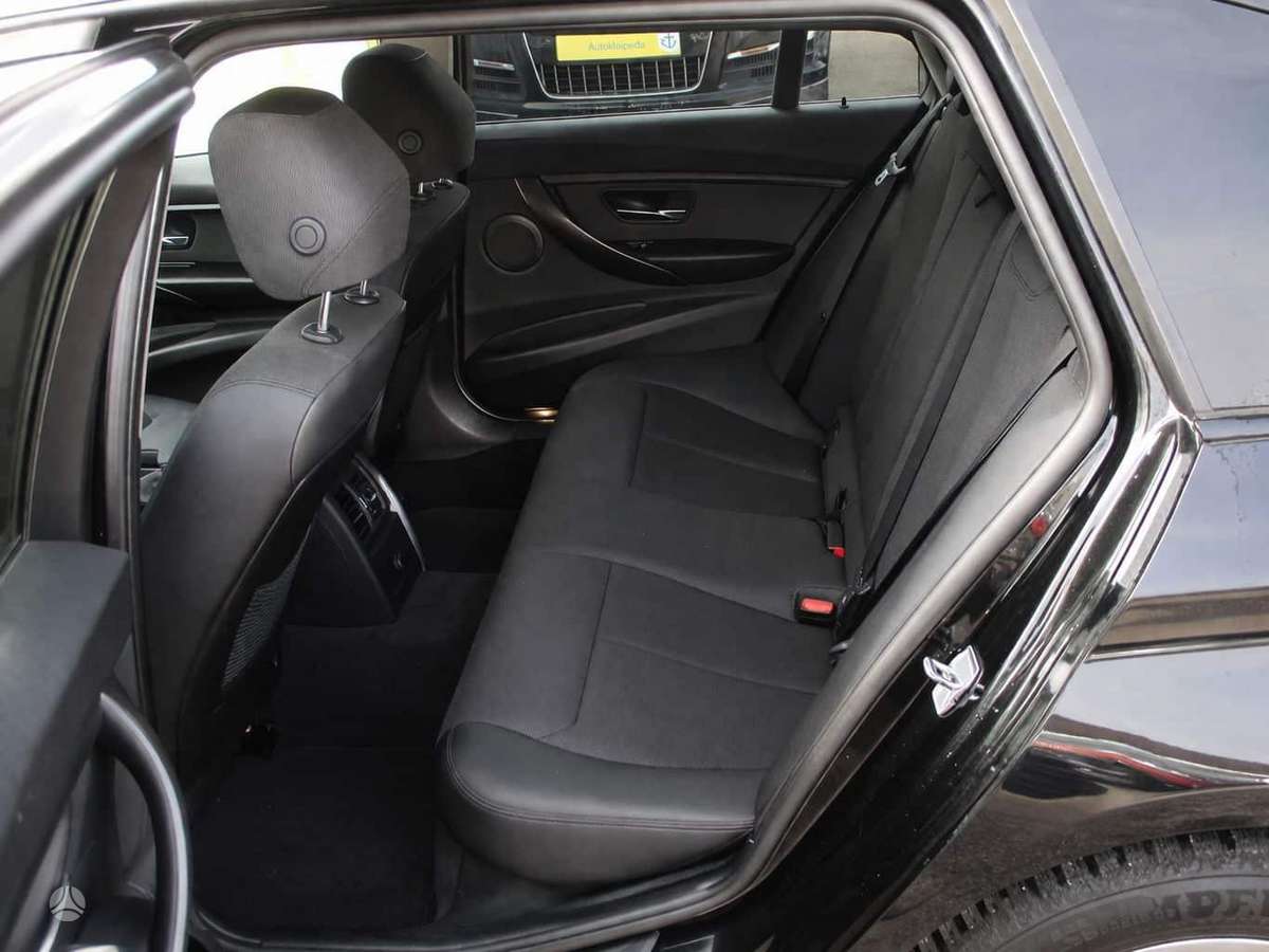 BMW 318, 2.0 l., universalas