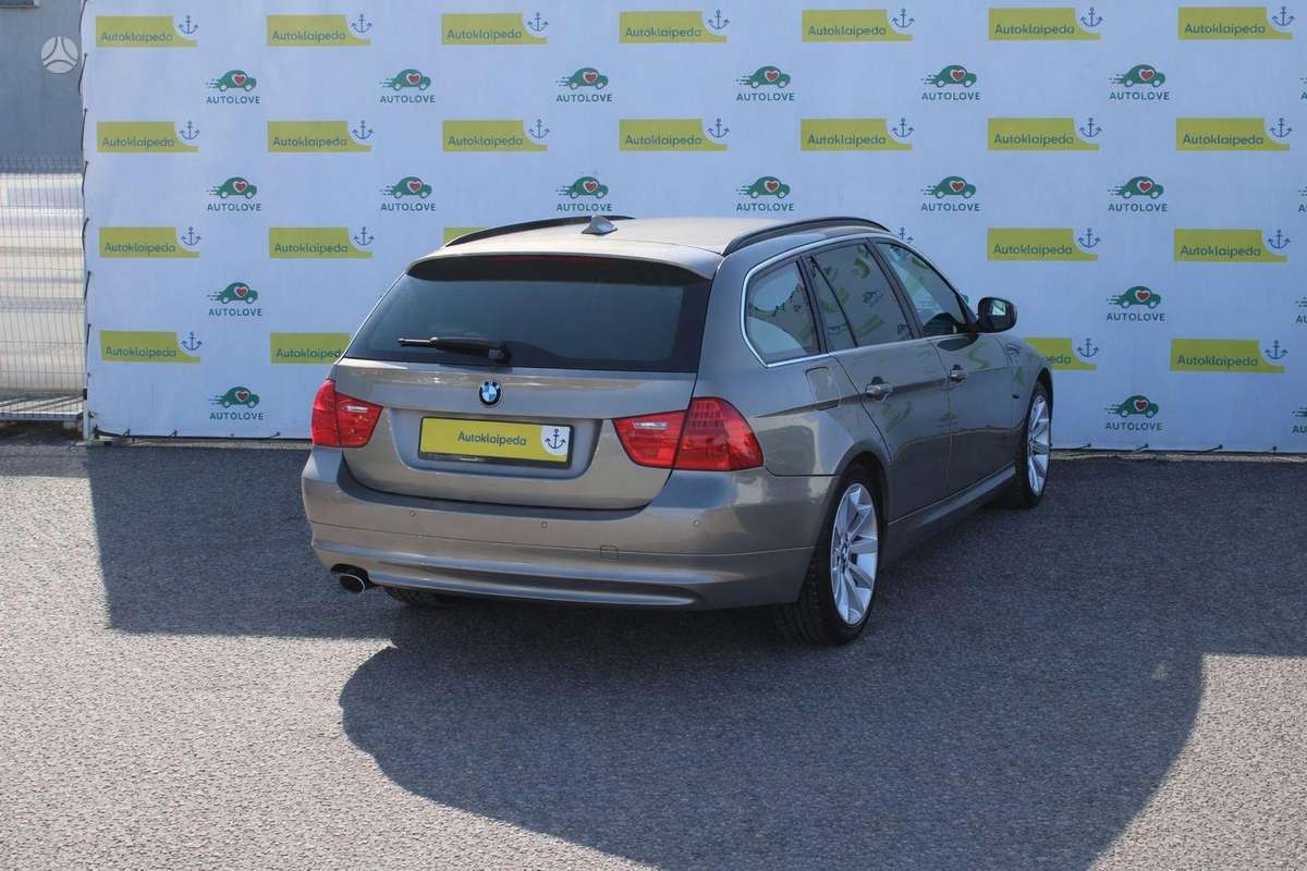 BMW 318, 2.0 l., Универсал