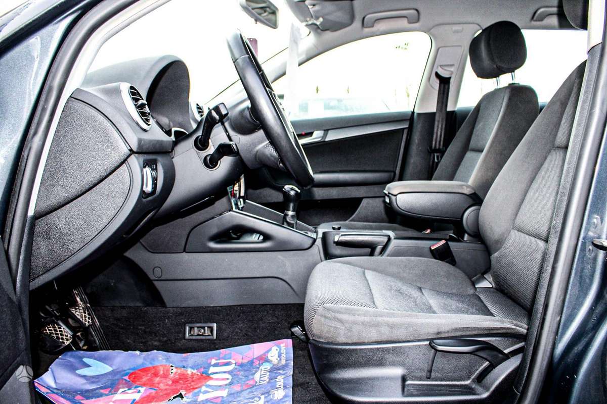 Audi A3, 1.2 l., hatchback