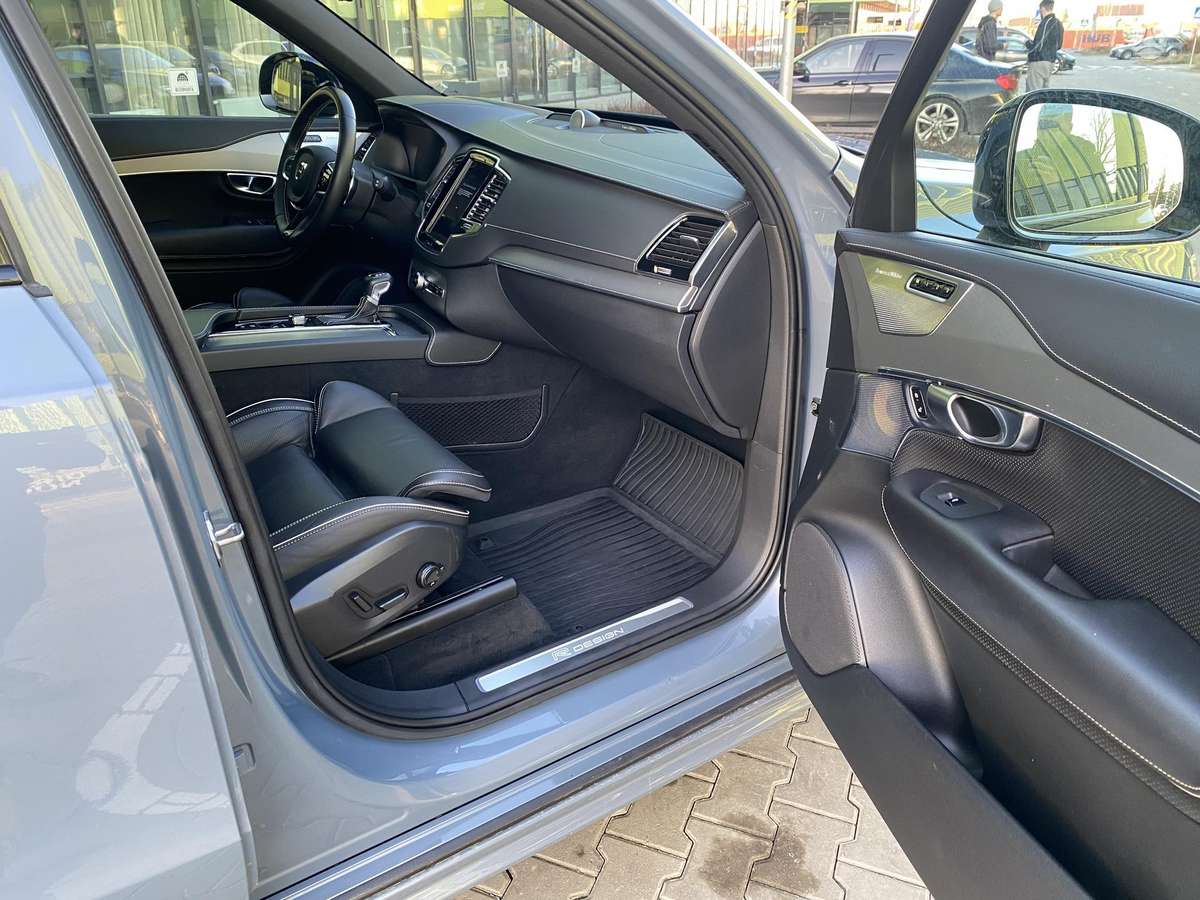 Volvo XC90 - 6