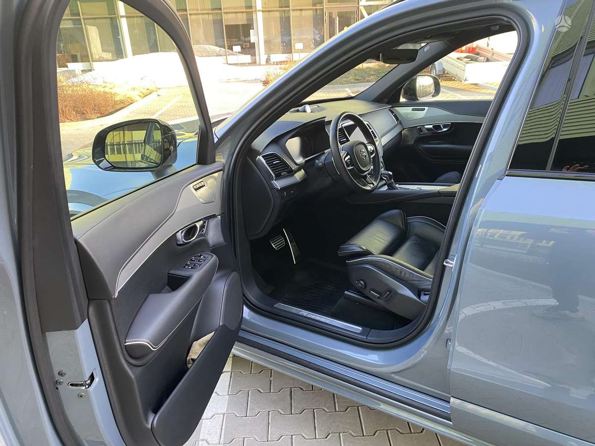 Volvo XC90 - 7