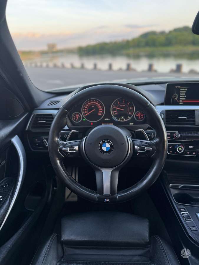 BMW 320, 2.0 l., universalas