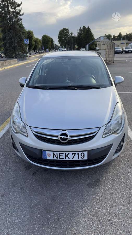 Opel Corsa, 1.3 l., Хэтчбек