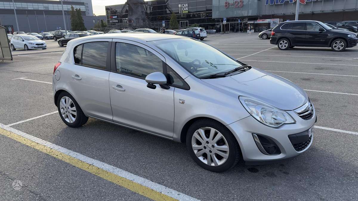 Opel Corsa, 1.3 l., Хэтчбек