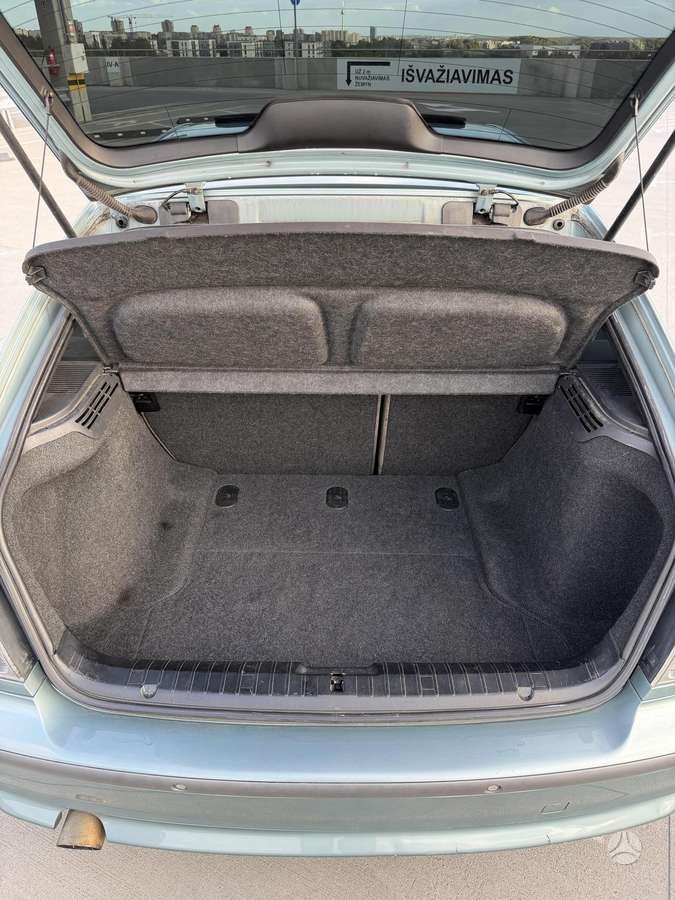BMW 320, 2.0 l., hečbekas