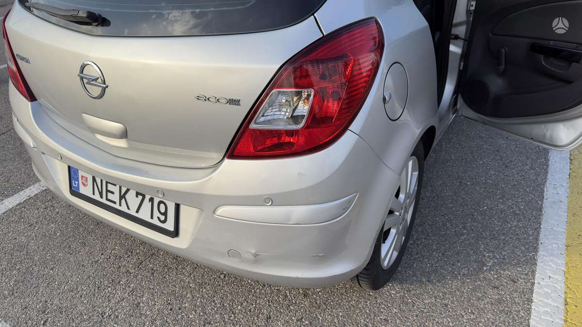 Opel Corsa, 1.3 l., Хэтчбек