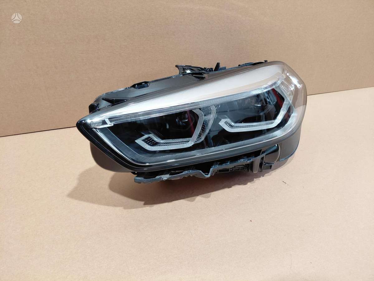 BMW 1 serija F40 full led