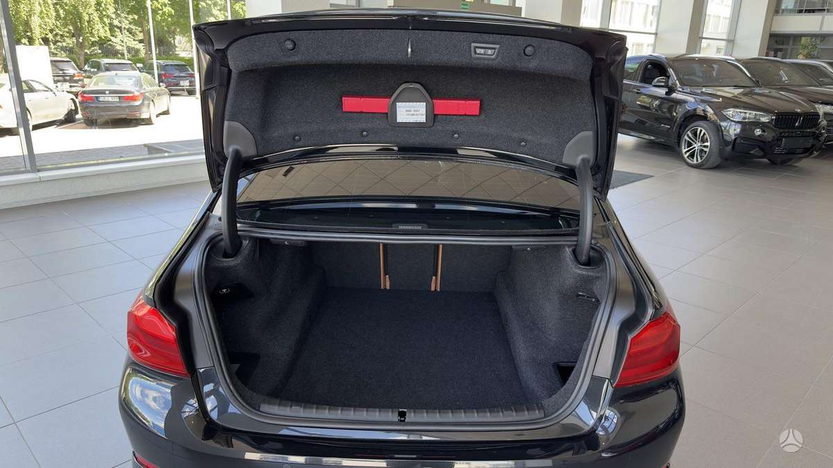 BMW 530, 3.0 l., Седан
