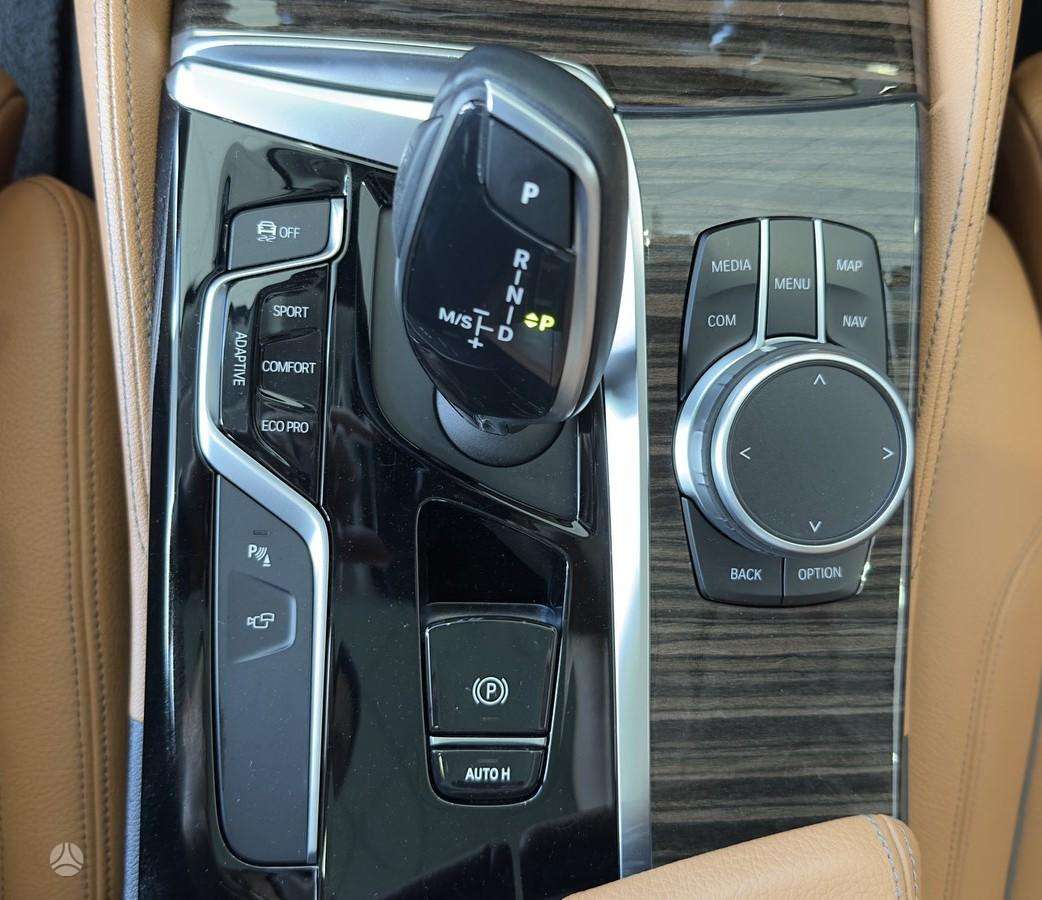 BMW 530, 3.0 l., Седан