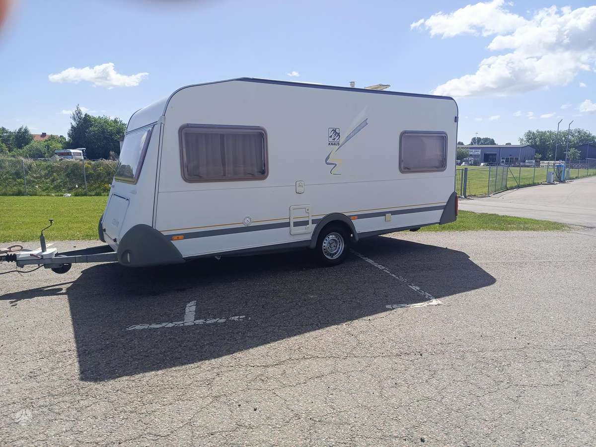 Knaus SÜDWIND 450, кемперы