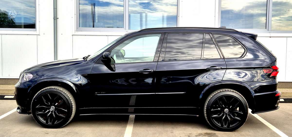 BMW X5, 3.0 l., off-road / crossover