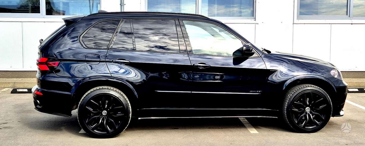 BMW X5, 3.0 l., off-road / crossover