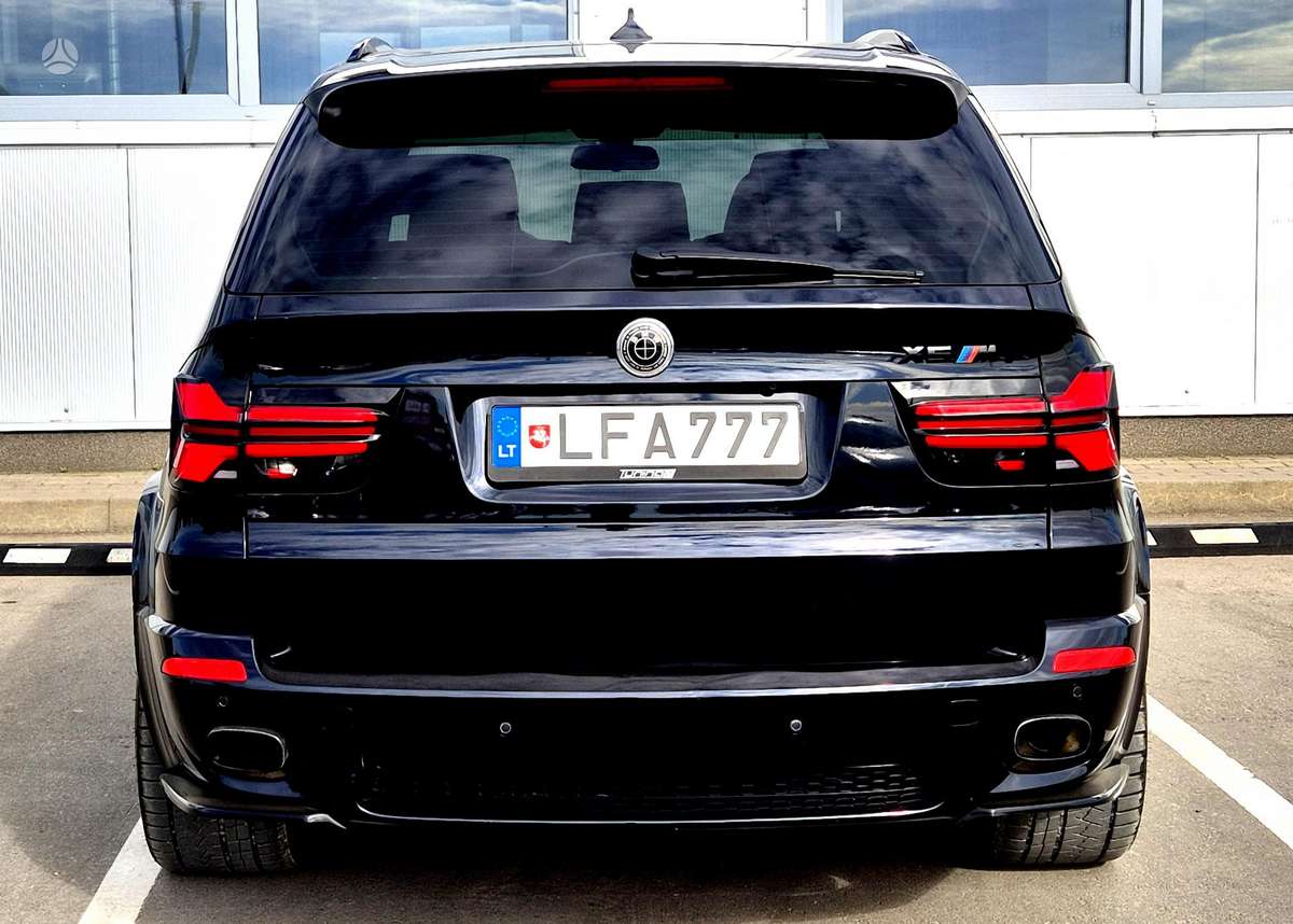 BMW X5, 3.0 l., off-road / crossover