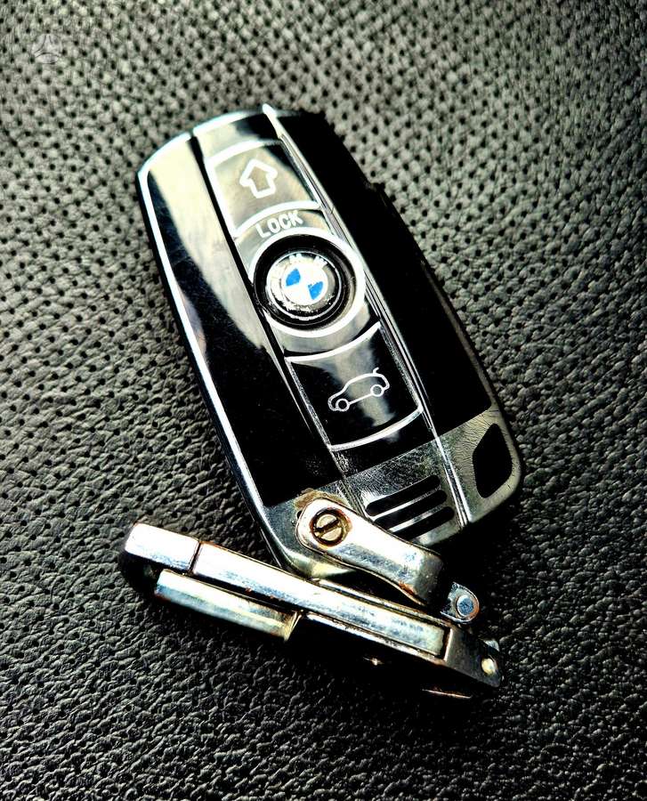 BMW X5, 3.0 l., off-road / crossover