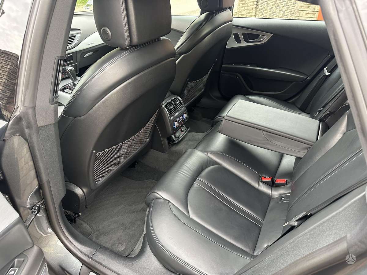 Audi A7, 3.0 l., hatchback