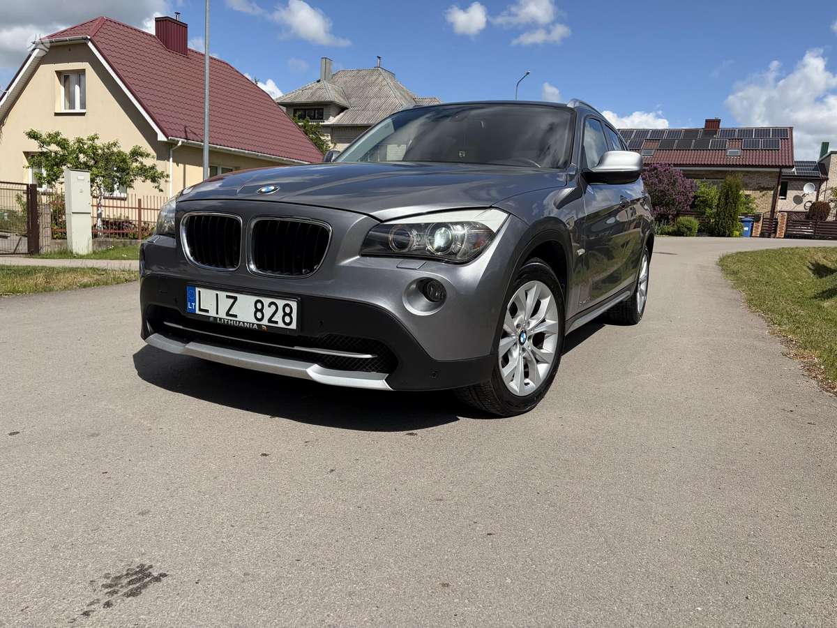 BMW X1, 2.0 l., mpv / minivan