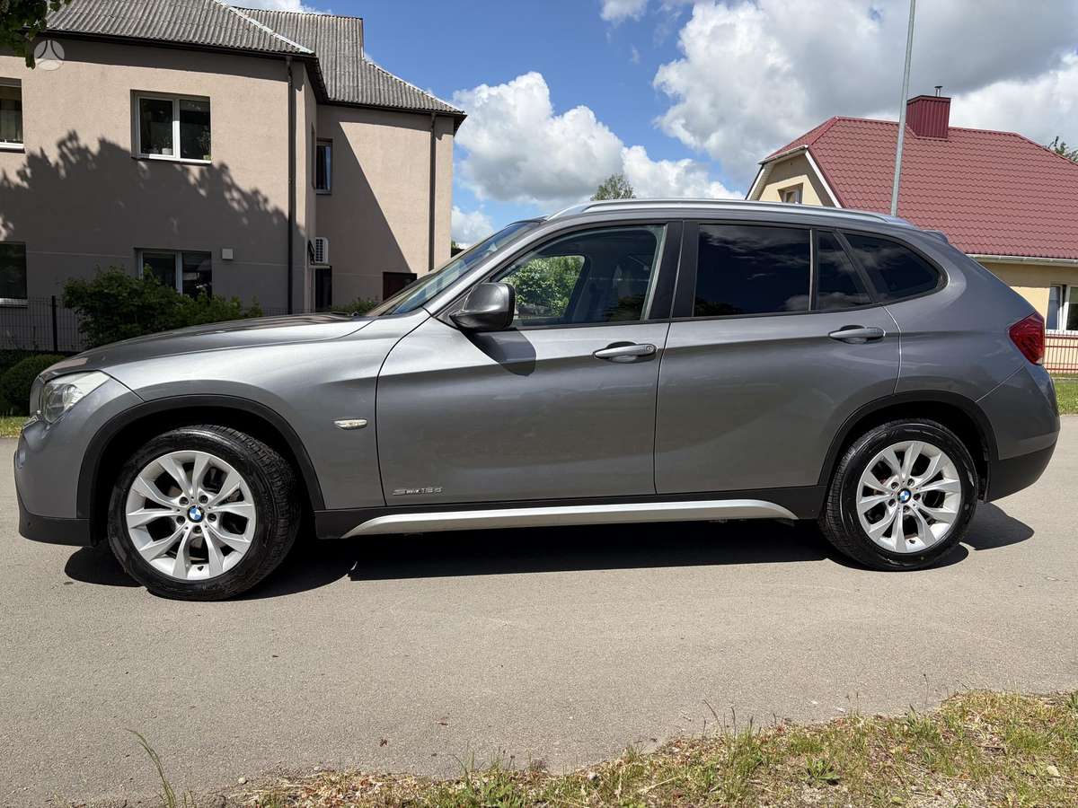 BMW X1, 2.0 l., mpv / minivan