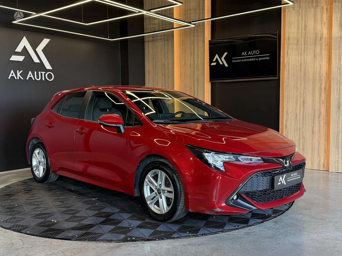 Toyota Corolla, 1.2 l., hatchback