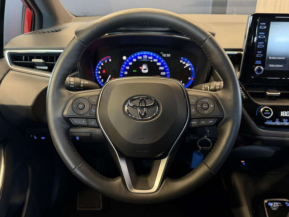 Toyota Corolla, 1.2 l., hatchback