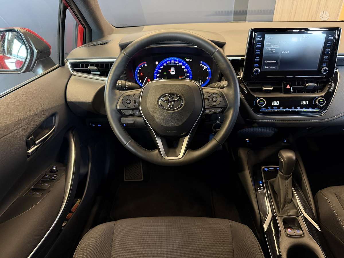 Toyota Corolla, 1.2 l., hatchback