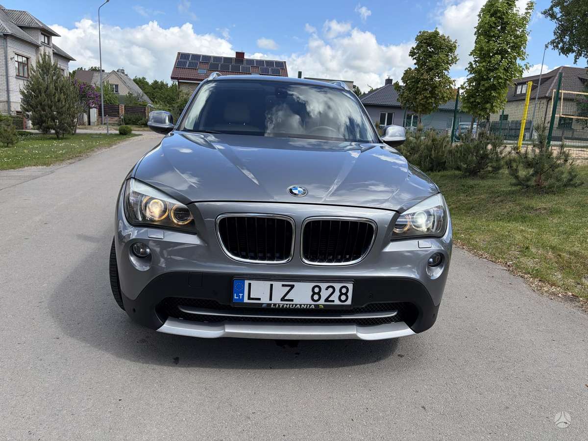 BMW X1, 2.0 l., mpv / minivan