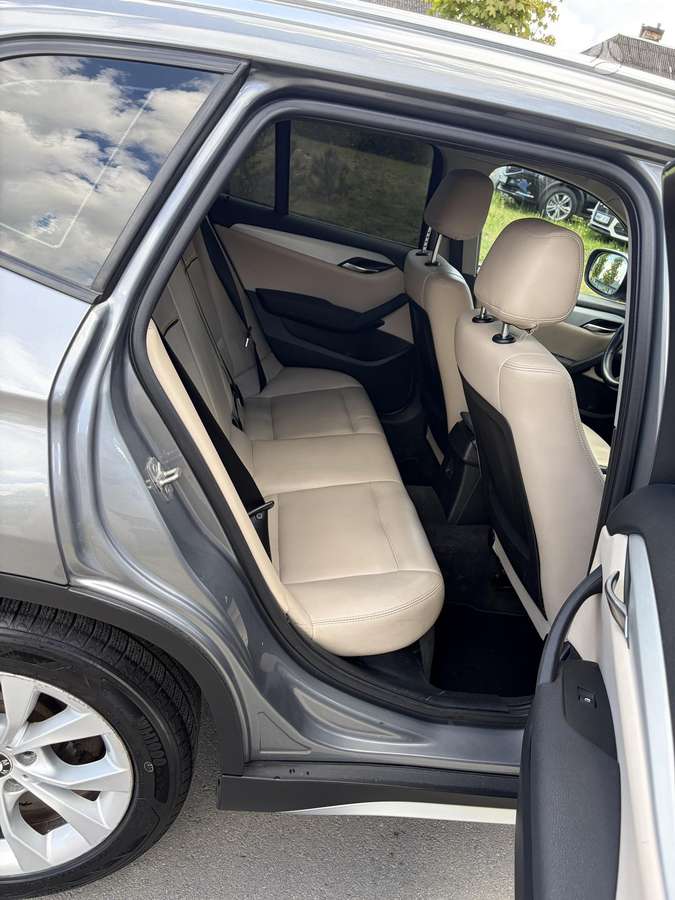 BMW X1, 2.0 l., mpv / minivan