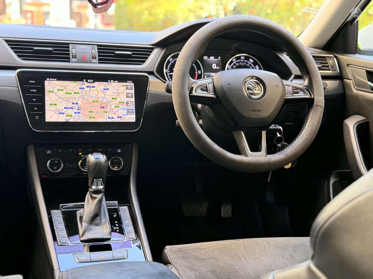 Skoda Superb, 2.0 l., universalas
